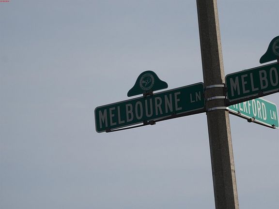 5th image of 2590 Melbourne Ln