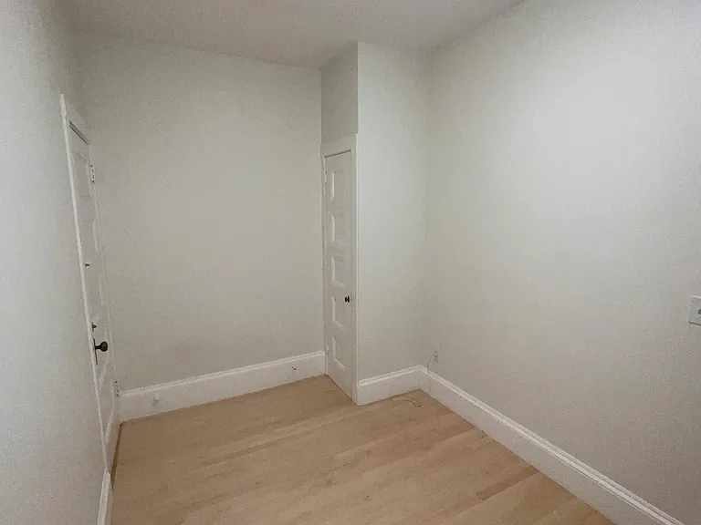 2 Clyfton St #4 — Photo 9