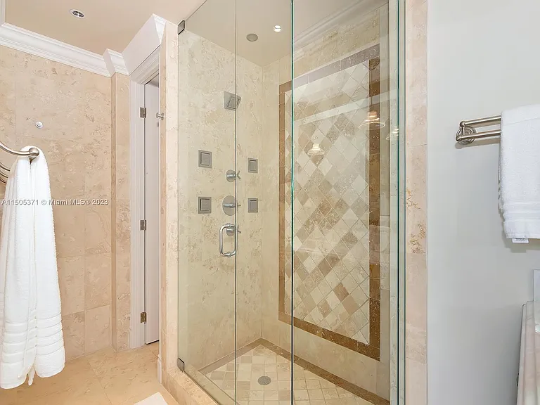 19251 Fisher Island Dr #19251 — Photo 54