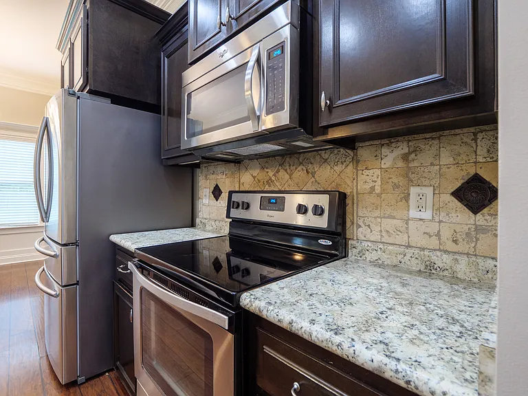 7 Colt Dr — Photo 12
