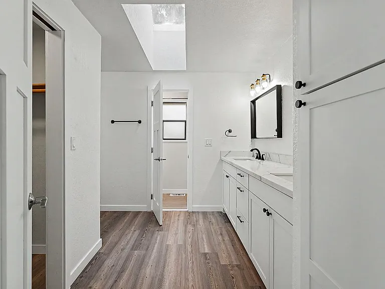 9123 Wendy Dr SE — Photo 27