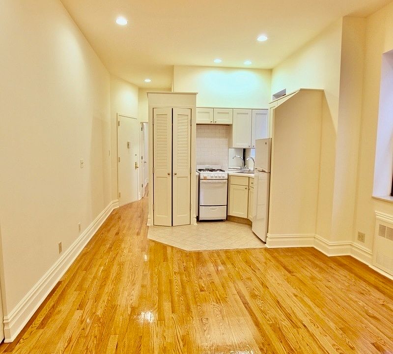 1st image of 366 Broome St #51