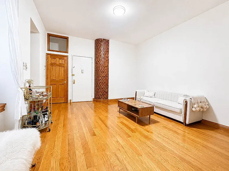 294 W 92nd St #2A — Photo 2