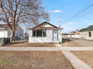 518 E 13th St, Burley, ID 83318