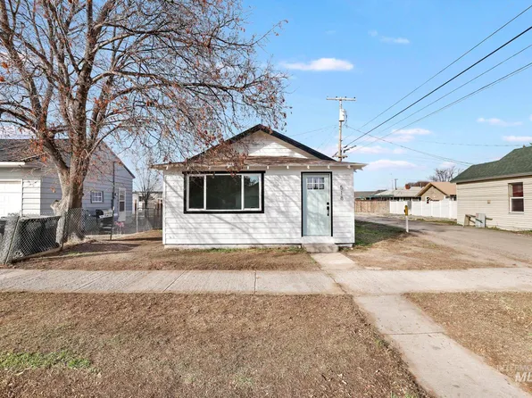 518 E 13th St, Burley, ID 83318
