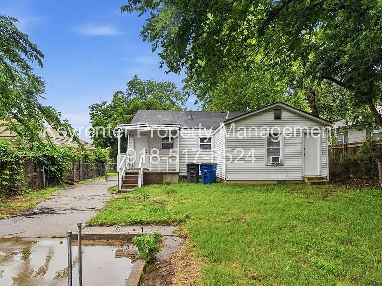 3912 E Admiral Ct — Photo 18