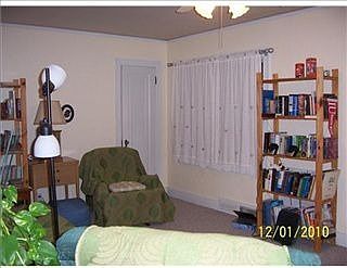 3rd image of 841 S 32nd St