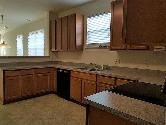 5th image of 3724 Cainhoy Ln