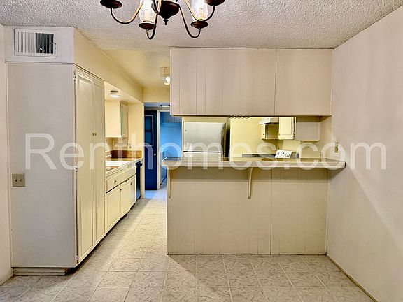 5th image of 3847 Camino Lindo