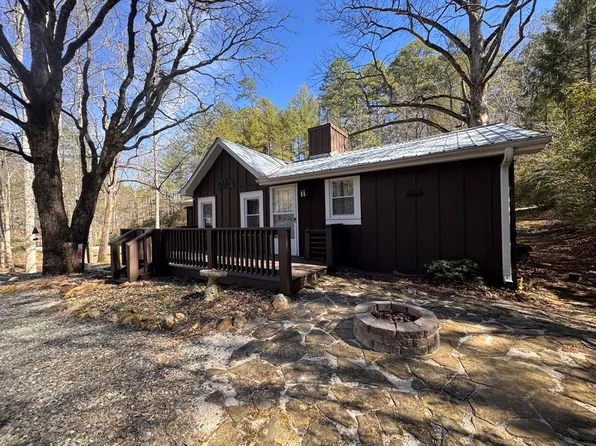 60 Crumley Ln, Lakemont, GA 30552