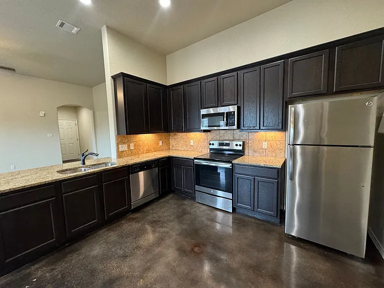 204 Ragsdale Way — Photo 7