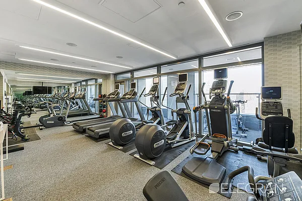 Rented by (Legacy) Elegran | media 21