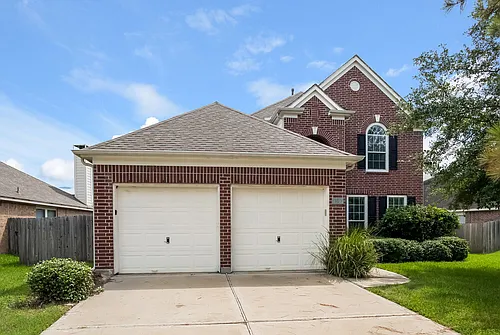 9510 Wakefield Village Dr Photo 1