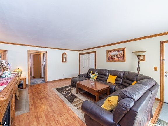 5th image of 684 Union Ave Unit C3