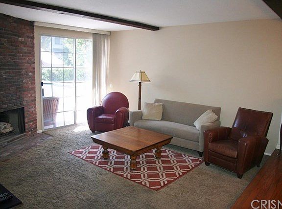 5th image of 18713 Hatteras St Unit 9