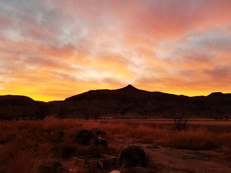 Sunrise View of Molly's Mtn