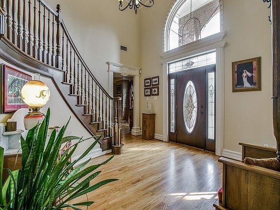 4th image of this home