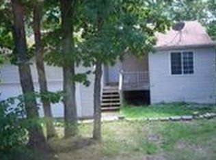 121 Sunny Ln, Reeds Spring, MO 65737