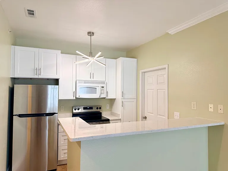130 River Landing Dr #2107 — Photo 6