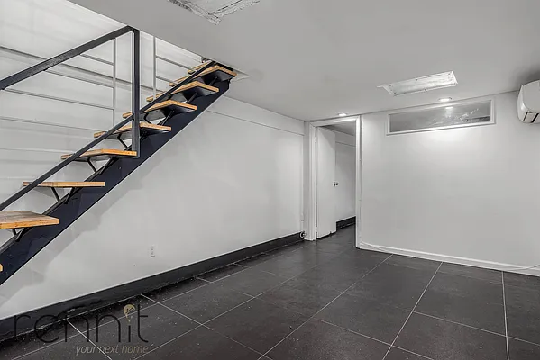 Rented by Rennit Inc. | media 13