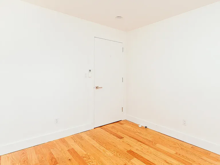 620 Parkside Ave #4D — Photo 17