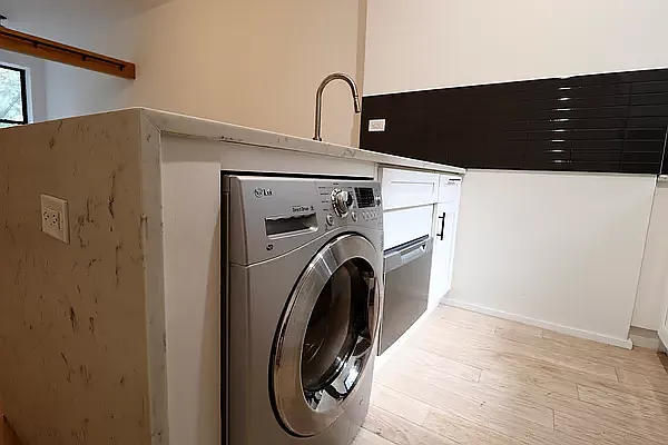 Rented by 346 Realty Group LLC | media 15