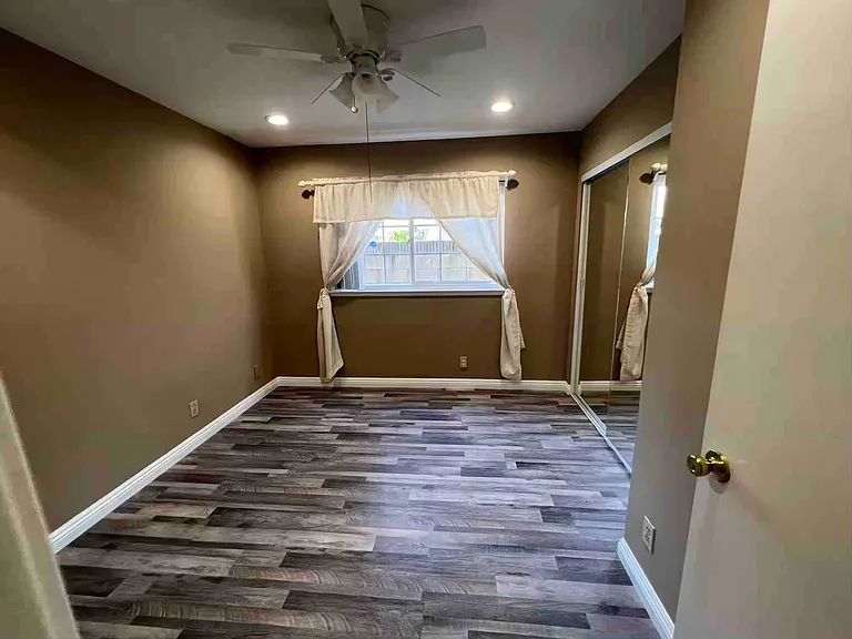 19107 Owen Way — Photo 16