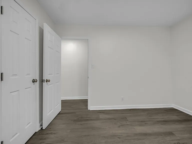 730 29th Ave — Photo 11