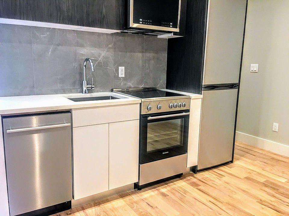 1st image of 122 E 103rd St APT 5