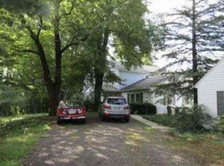 9237 Pinehurst Dr, Warrenton, VA 20187