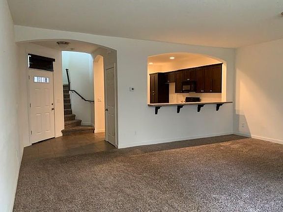 5th image of 5900 NE 47th St