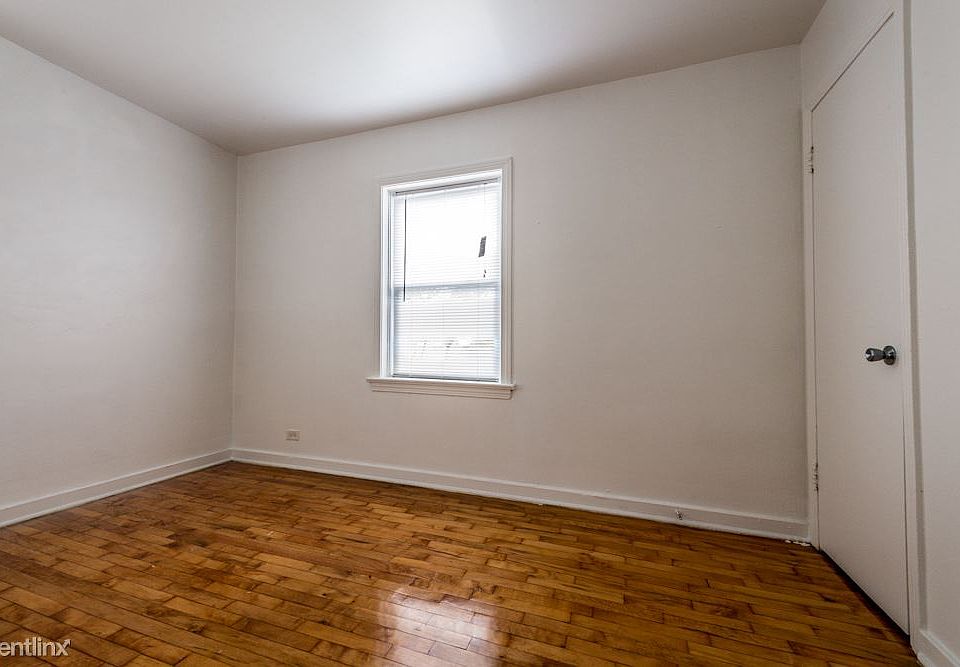 6121 S Wabash Ave Apartments Chicago Bedroom Two_02
