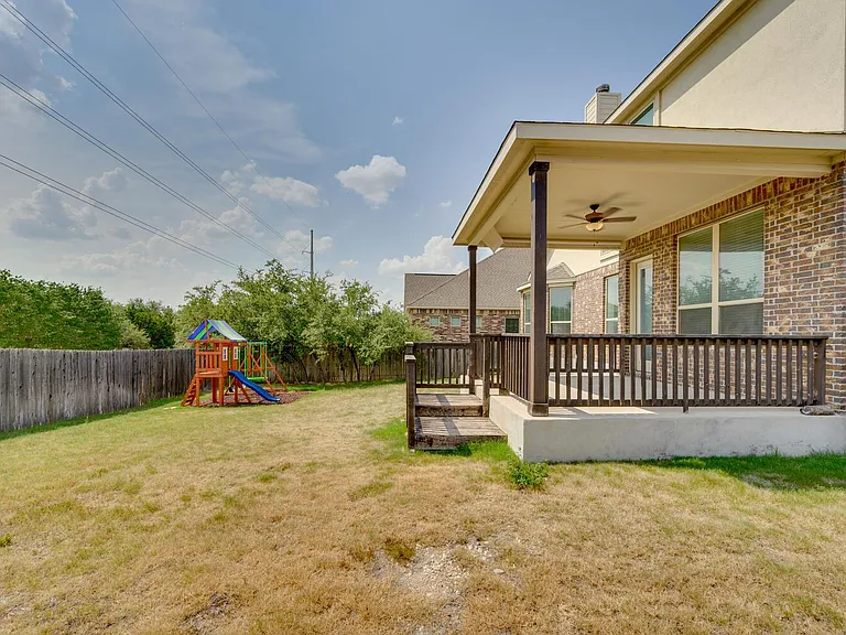 845 Richardson Ln — Photo 37