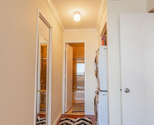 5th image of 415 E 37th St APT 38C