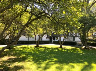 38 Indian Hill Rd, Winnetka, IL 60093