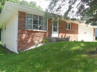 3016 Bavarian Ln, Rockford, IL