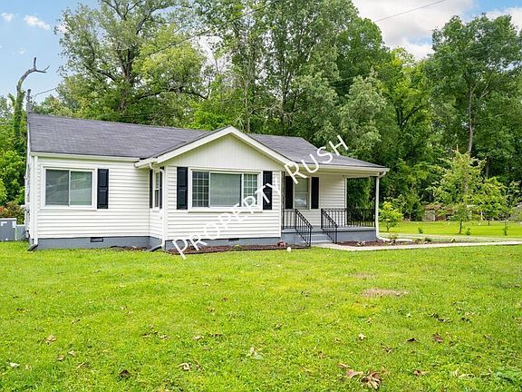 3rd image of 1524 Happy Valley Rd