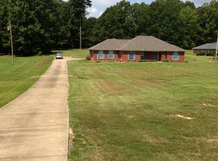 831 Gore Rd, Jackson, MS 39212