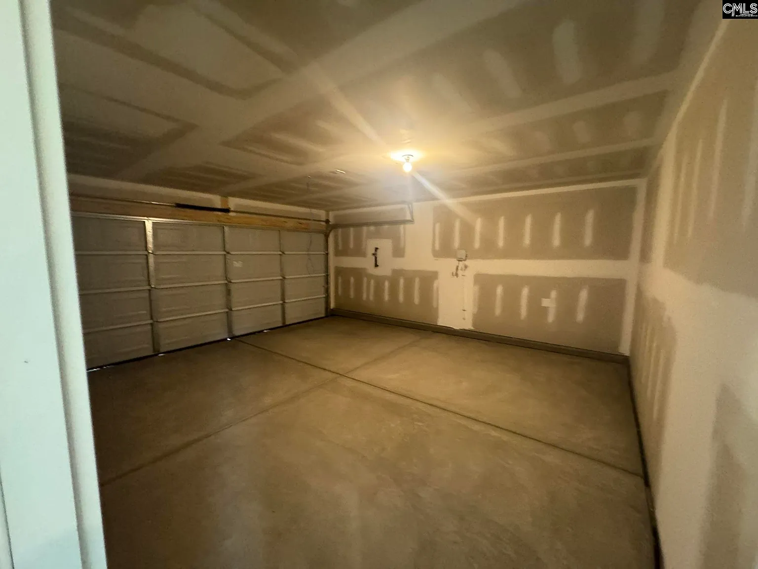 4 bed, 1786 sqft, $2,095 — Photo 3