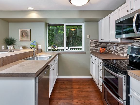 5th image of 12909 44th Avenue Ct NW