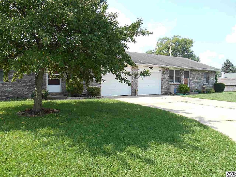 1st image of 1001 Fountain Ct