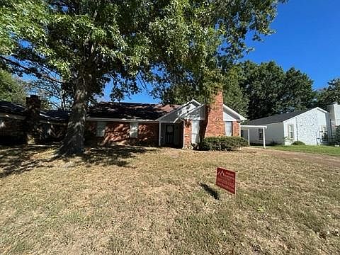 1st image of 4446 Crescent Park Dr
