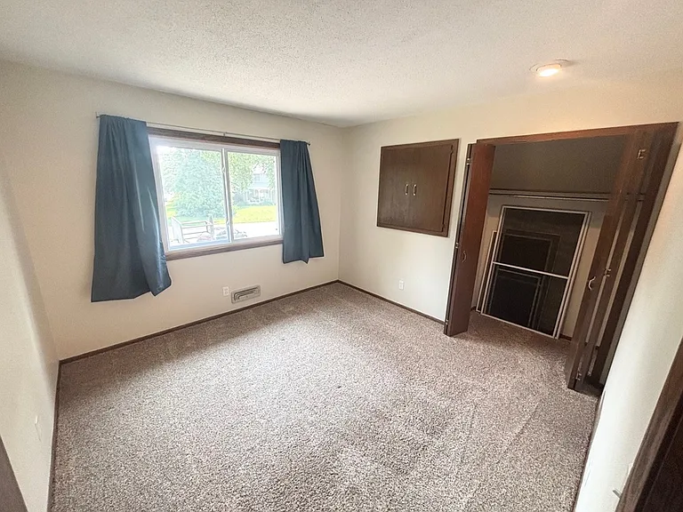 524 10th Ave SW — Photo 29