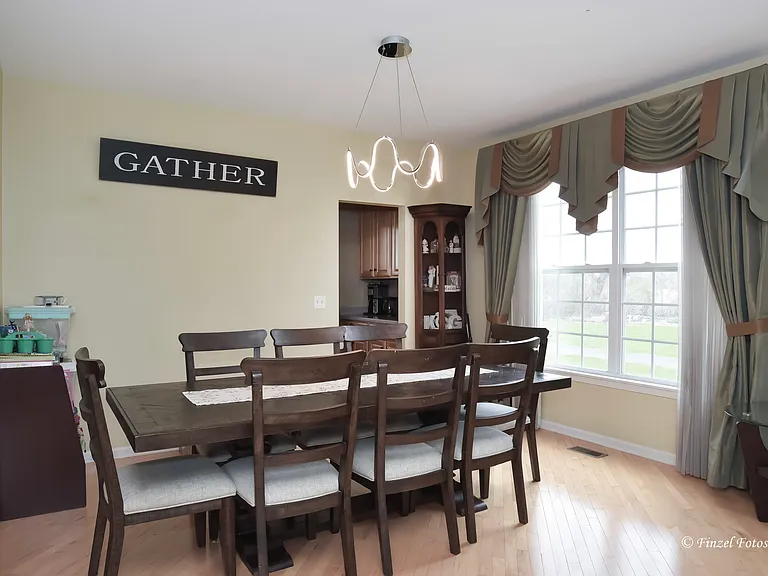 6625 Majestic Way — Photo 7