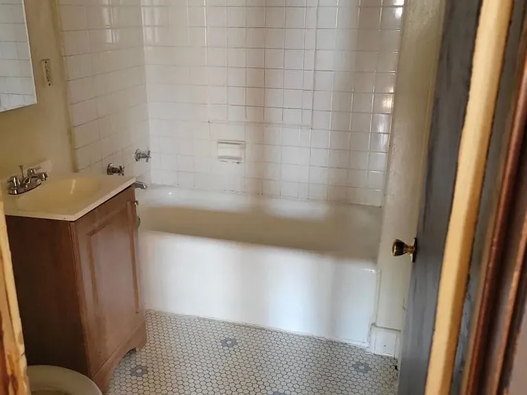 3959 N 19th Pl — Photo 16