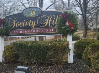 160 Irving Pl, Basking Ridge, NJ 07920