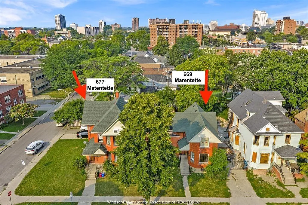 Building Photo - 669 Marentette Ave #UPPER