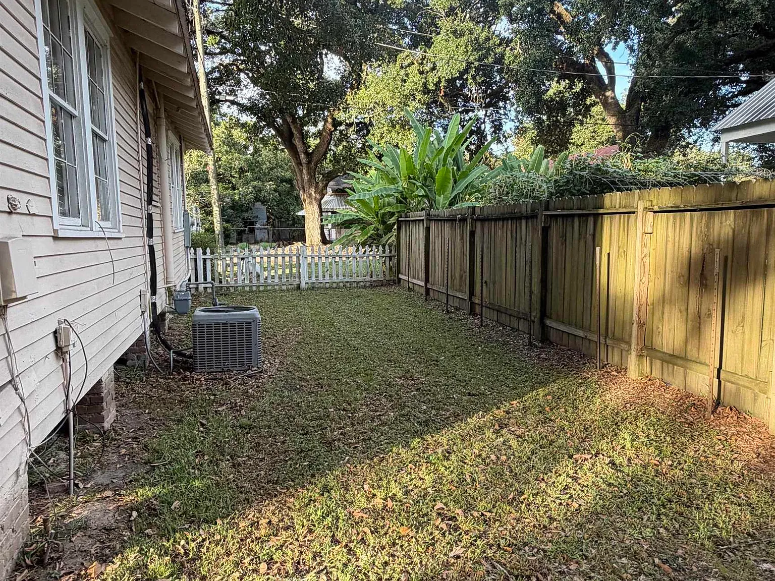 2 bed, 900 sqft, $950 — Photo 2