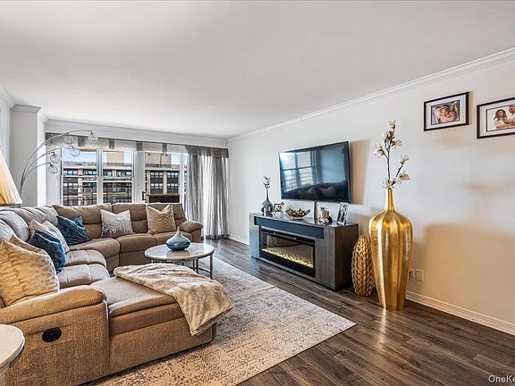 4th image of 17-85 215 Street #16J