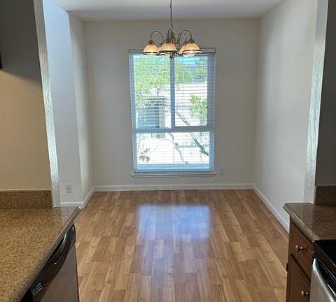 4th image of 2015 Parrott Dr APT 3